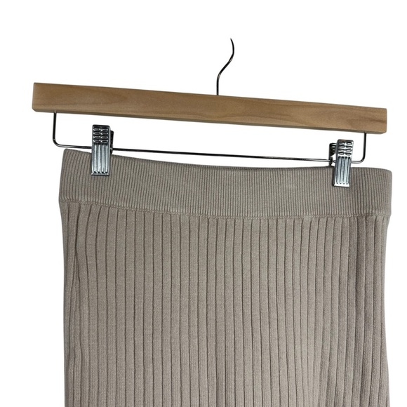 Abercrombie & Fitch Women’s Rib Knit Side Slit Midi Skirt Beige Size XS - Picture 4 of 8